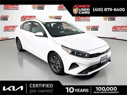 2023 Kia Forte LXS FWD photo