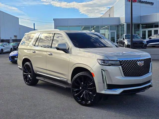 2023 Cadillac Escalade 4WD Premium Luxury 4WD photo
