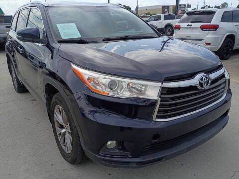 2015 Toyota Highlander XLE AWD photo