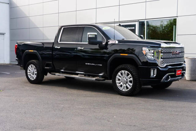 2020 GMC Sierra 2500HD Denali 4WD photo