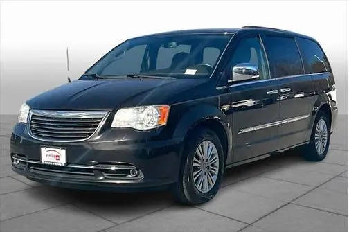 2015 Chrysler Town and Country Touring-L FWD photo