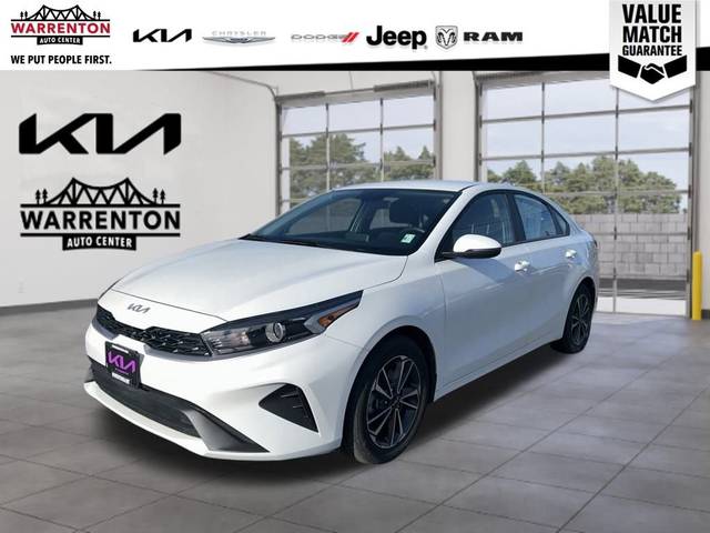 2023 Kia Forte LXS FWD photo