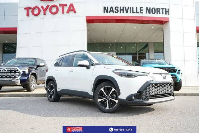 2023 Toyota Corolla Cross Hybrid XSE AWD photo