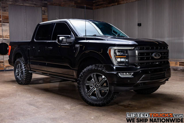 2023 Ford F-150 LARIAT 4WD photo