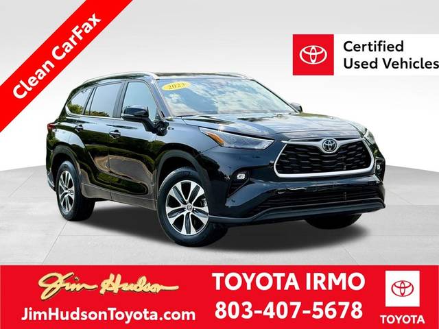 2023 Toyota Highlander XLE FWD photo