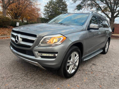 2015 Mercedes-Benz GL-Class GL 450 AWD photo