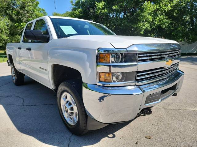 2015 Chevrolet Silverado 2500HD LT RWD photo