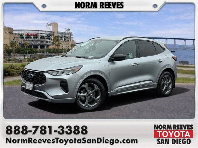 2023 Ford Escape ST-Line FWD photo