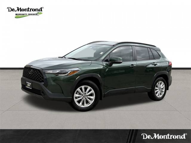 2023 Toyota Corolla Cross LE FWD photo