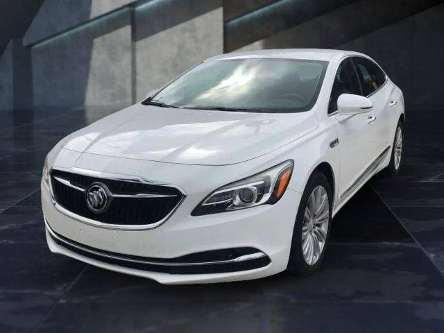 2018 Buick LaCrosse Essence FWD photo