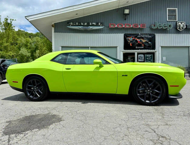 2023 Dodge Challenger R/T RWD photo