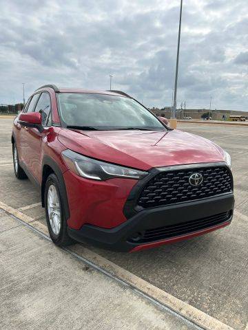 2023 Toyota Corolla Cross LE FWD photo