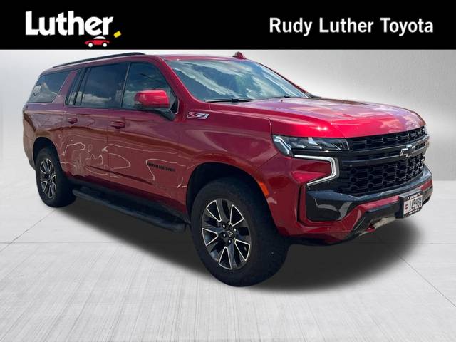 2023 Chevrolet Suburban Z71 4WD photo