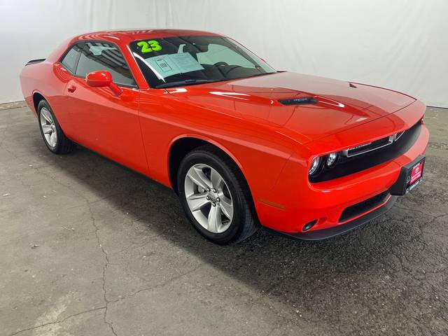 2023 Dodge Challenger SXT RWD photo