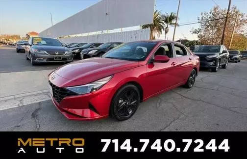 2021 Hyundai Elantra SEL FWD photo