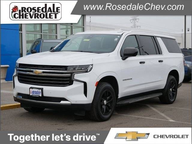 2022 Chevrolet Suburban LT 4WD photo