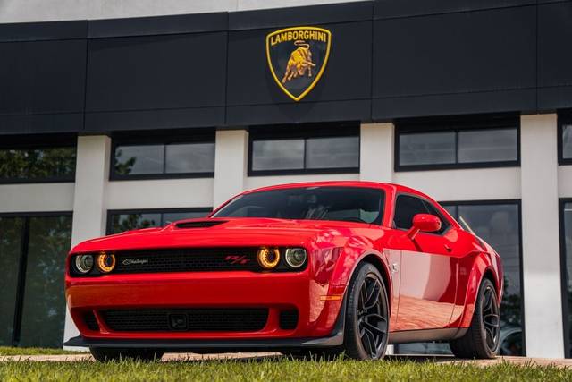 2023 Dodge Challenger R/T Scat Pack Widebody RWD photo