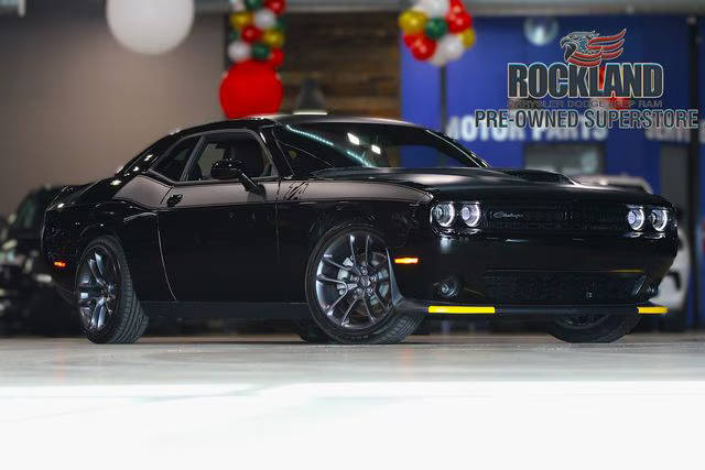 2023 Dodge Challenger R/T RWD photo