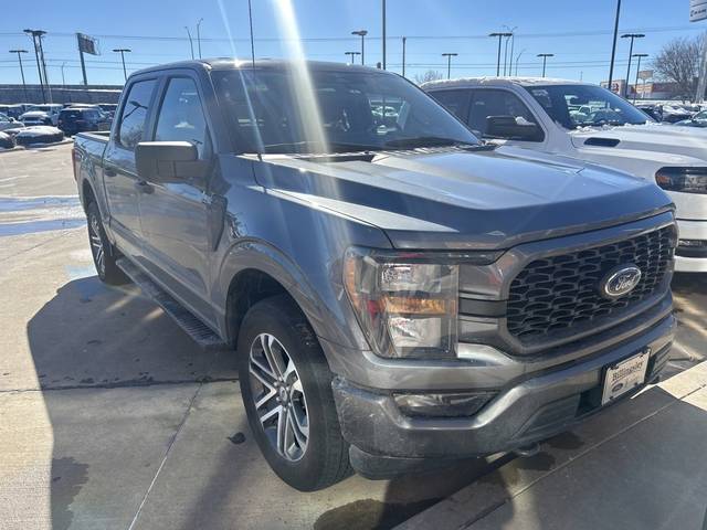 2023 Ford F-150 XL 4WD photo