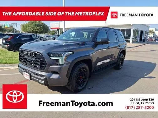 2023 Toyota Sequoia SR5 4WD photo