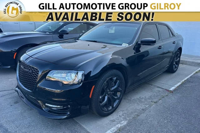 2023 Chrysler 300 300S RWD photo