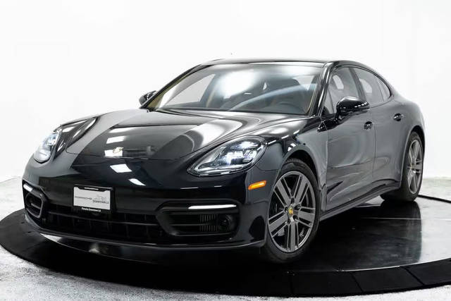 2023 Porsche Panamera 4 Platinum Edition AWD photo