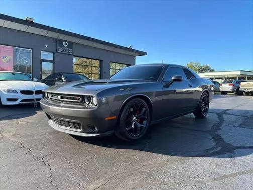 2015 Dodge Challenger R/T RWD photo