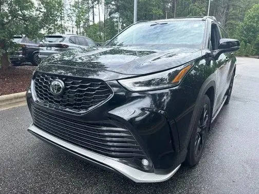 2023 Toyota Highlander XSE FWD photo