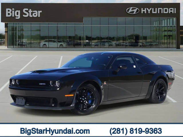 2023 Dodge Challenger R/T Scat Pack Widebody RWD photo