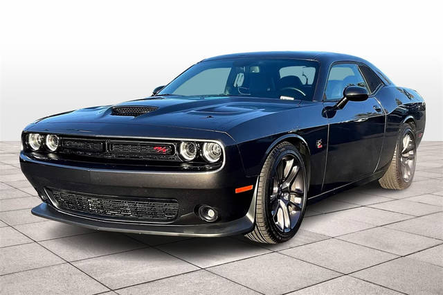 2023 Dodge Challenger R/T Scat Pack RWD photo