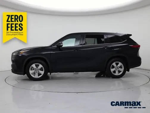 2022 Toyota Highlander LE AWD photo