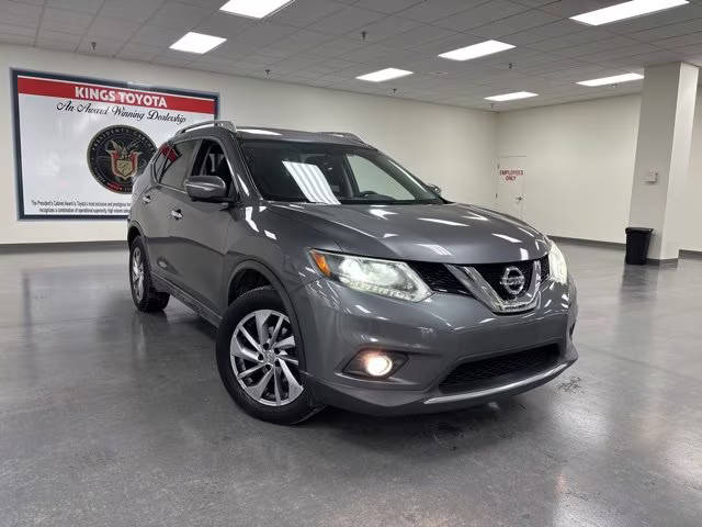 2015 Nissan Rogue SL AWD photo