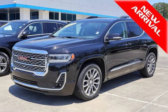 2023 GMC Acadia Denali FWD photo