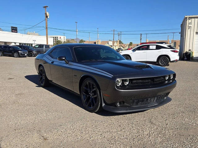 2023 Dodge Challenger R/T RWD photo