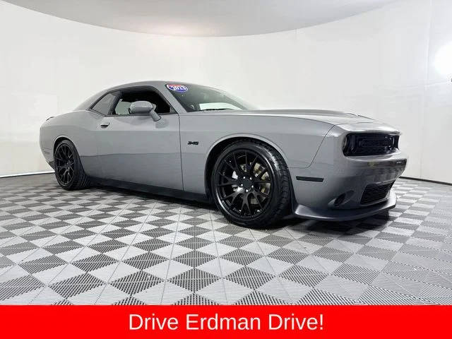 2023 Dodge Challenger R/T RWD photo