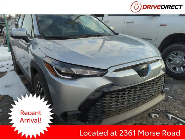 2023 Toyota Corolla Cross Hybrid SE AWD photo