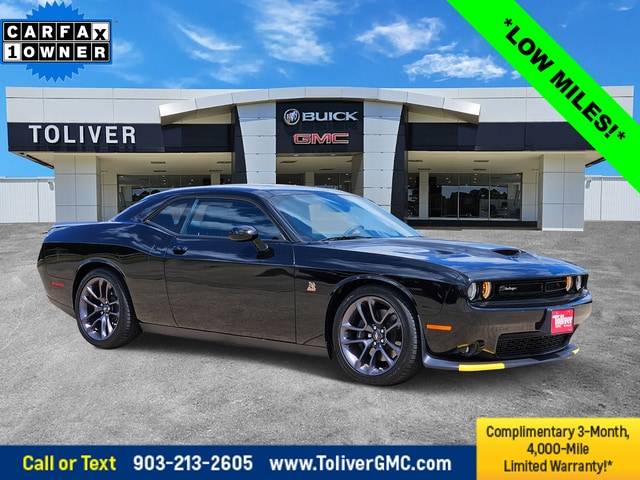 2023 Dodge Challenger R/T Scat Pack RWD photo