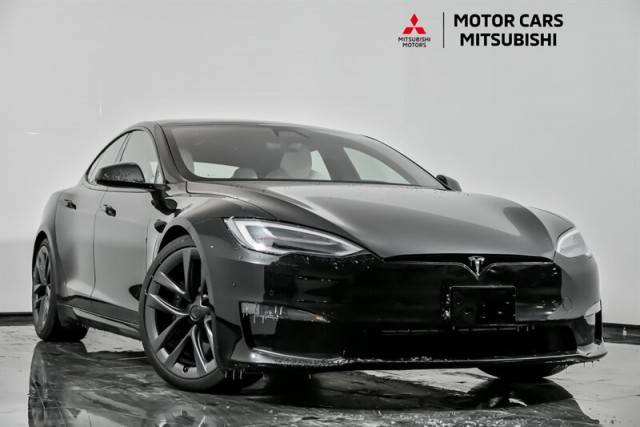 2022 Tesla Model S Plaid AWD photo