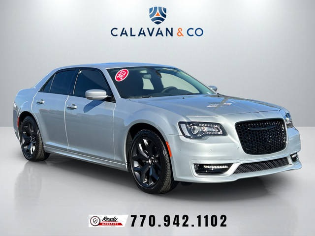 2023 Chrysler 300 Touring L RWD photo