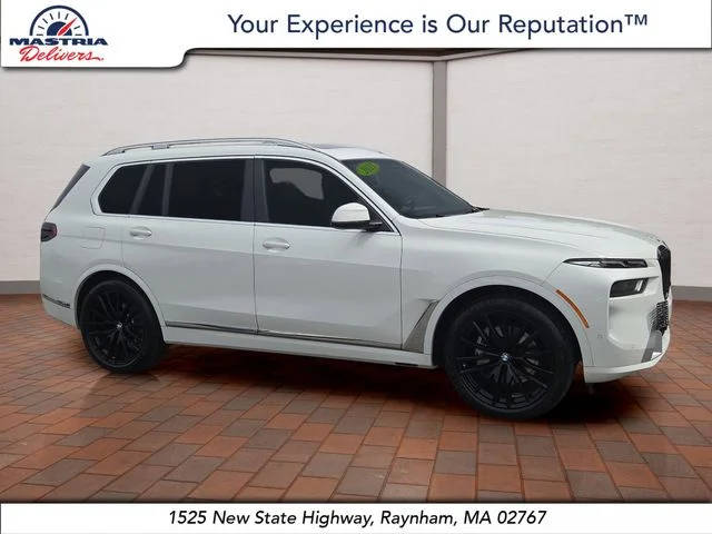 2023 BMW X7 xDrive40i AWD photo