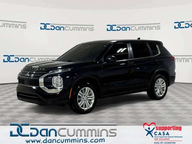 2022 Mitsubishi Outlander ES FWD photo