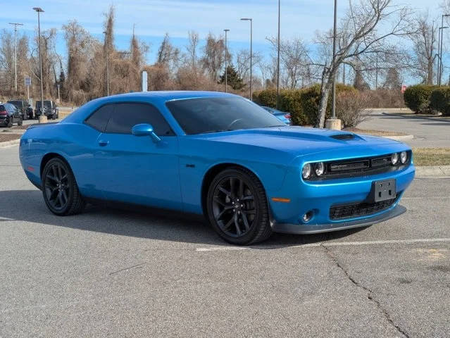 2023 Dodge Challenger R/T RWD photo