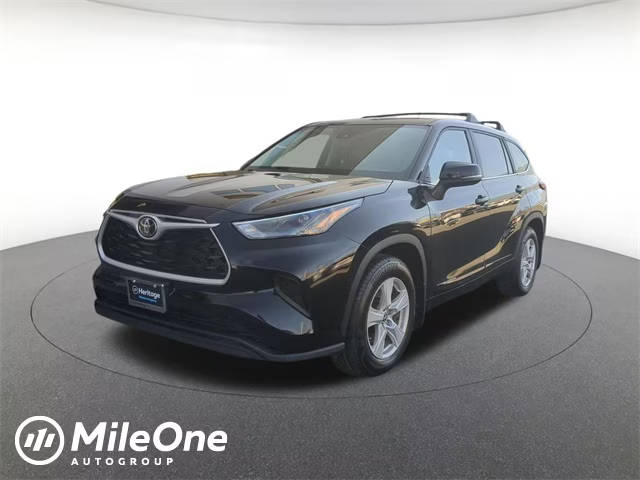 2023 Toyota Highlander L FWD photo
