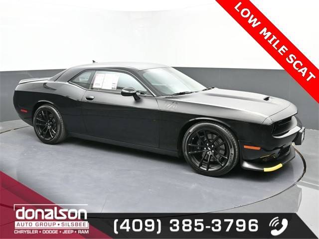 2023 Dodge Challenger R/T Scat Pack RWD photo