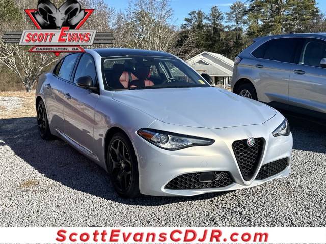 2021 Alfa Romeo Giulia  RWD photo