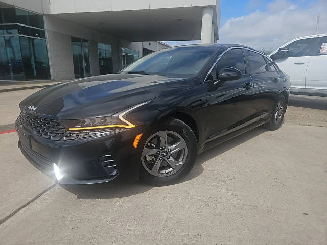 2022 Kia K5 LXS FWD photo