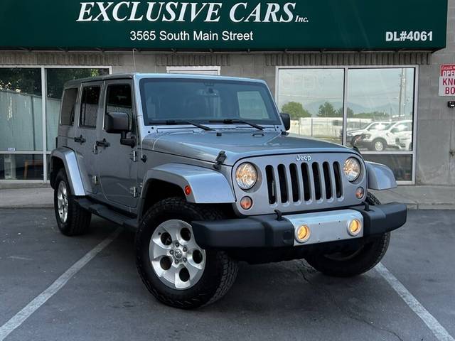 2015 Jeep Wrangler Unlimited Sahara 4WD photo