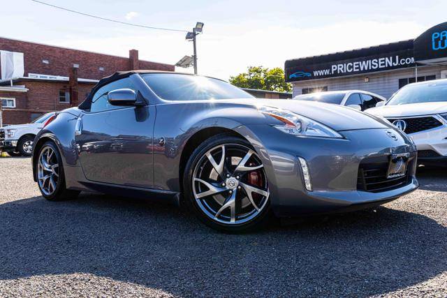 2015 Nissan 370Z Touring Sport RWD photo