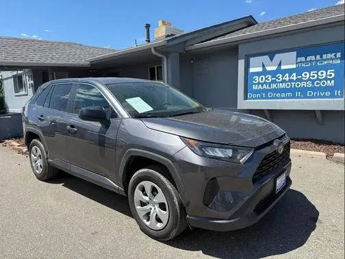 2022 Toyota RAV4 LE AWD photo