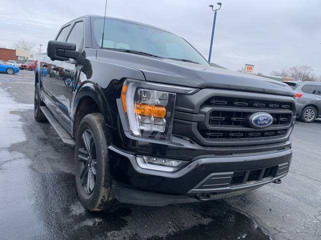 2023 Ford F-150 XLT 4WD photo